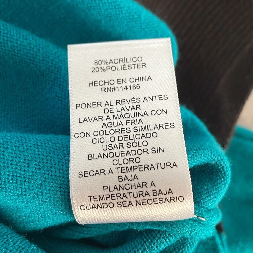 JUICY by Juicy Couture Women's Long Sleeve Heart Patch Teal Crew‎ Neck Sweater L